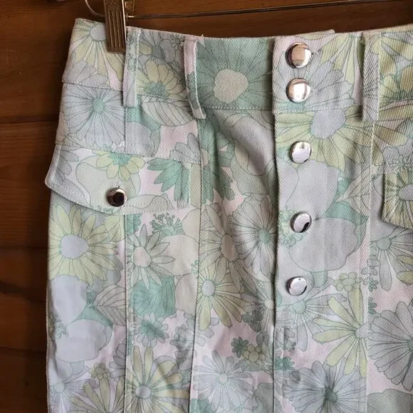 For Love & Lemons Peyton Mini Skirt Mint Floral Boho NWT M Pastel Prairie Bottom - Picture 4 of 5